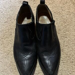 Frye Black Leather Women's Size 7 Low Booties